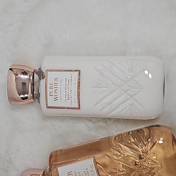 Bath & Body Works Pure Wonder Shower Gel & Body Lotion 10 fl oz - Picture 2 of 5